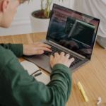 Choisir sa formation montage vidéo : EDAA, Studi, école présentielle...