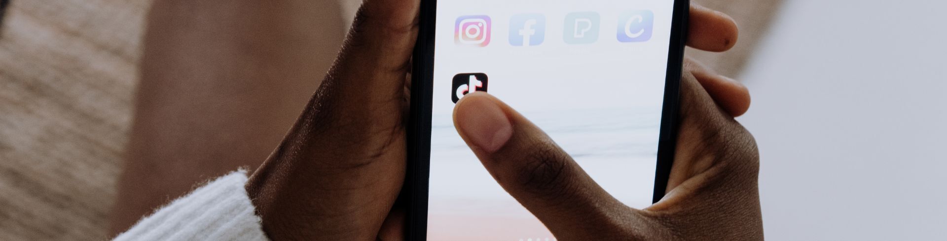 Découvrez la spécialisation de monteur vidéo pour TikTok